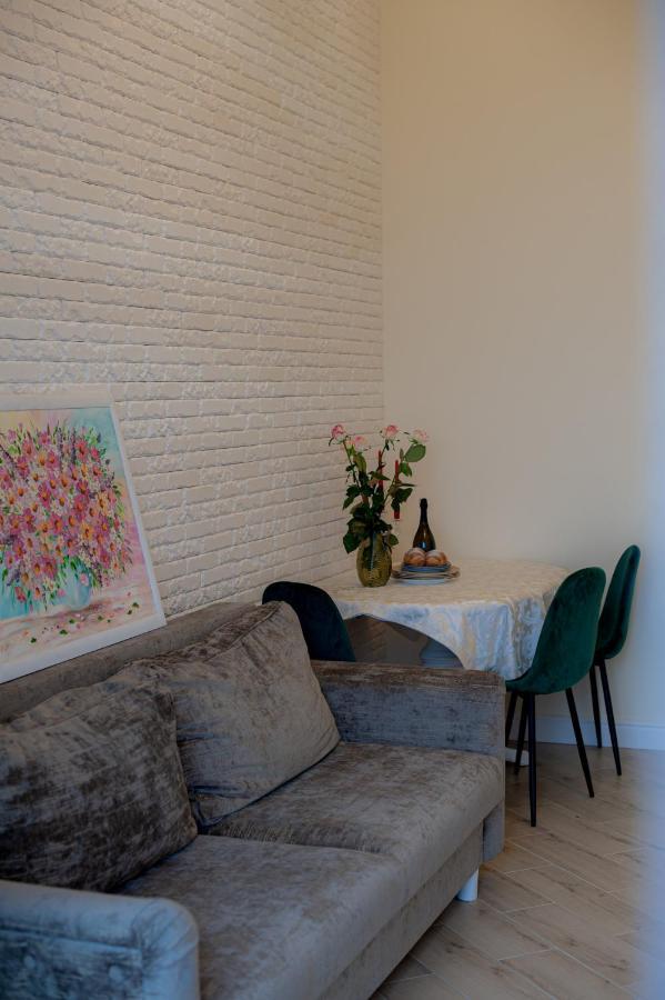 Apart Hotel Greenwood Near Sea Odessa Zewnętrze zdjęcie