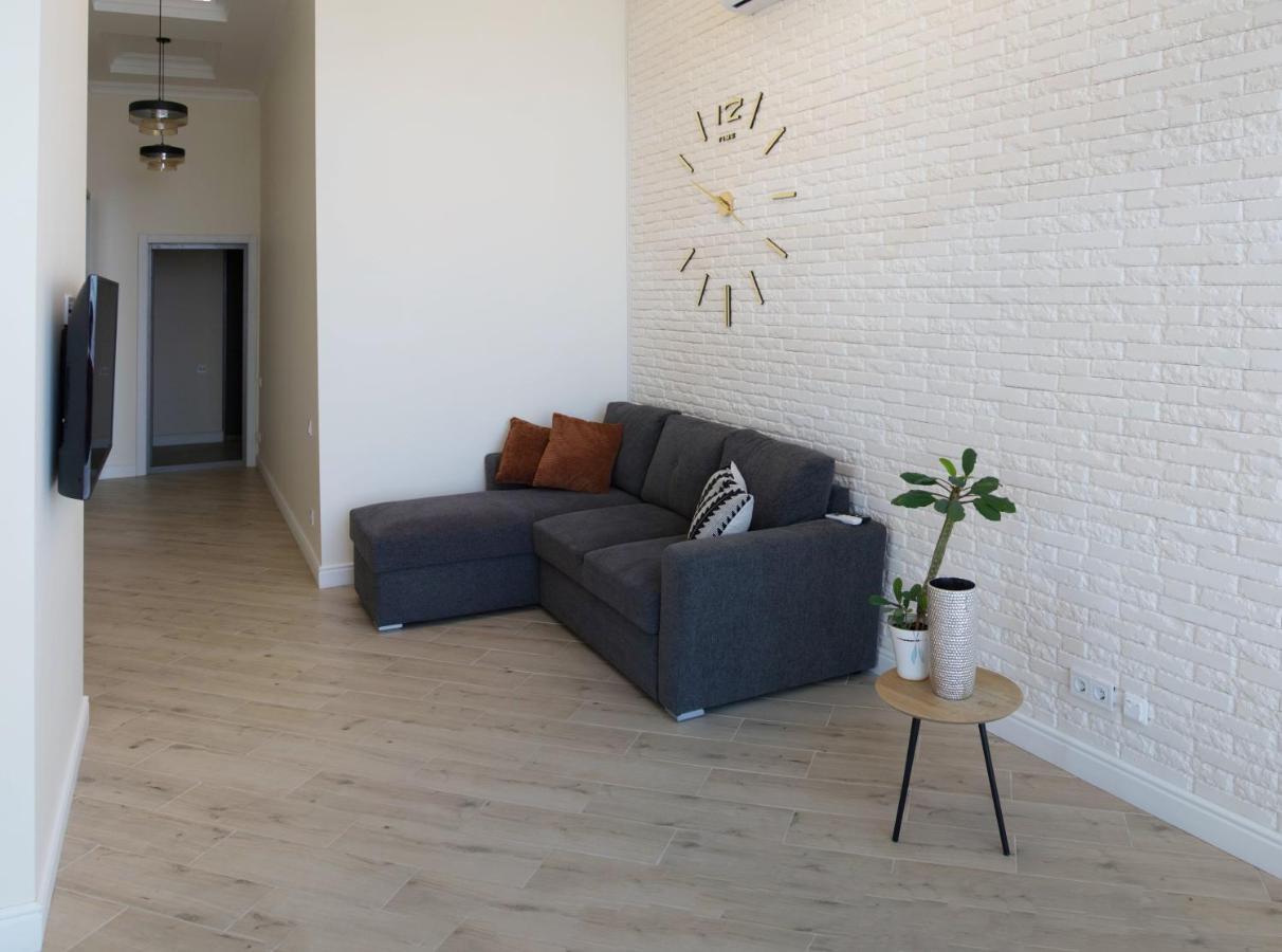 Apart Hotel Greenwood Near Sea Odessa Zewnętrze zdjęcie