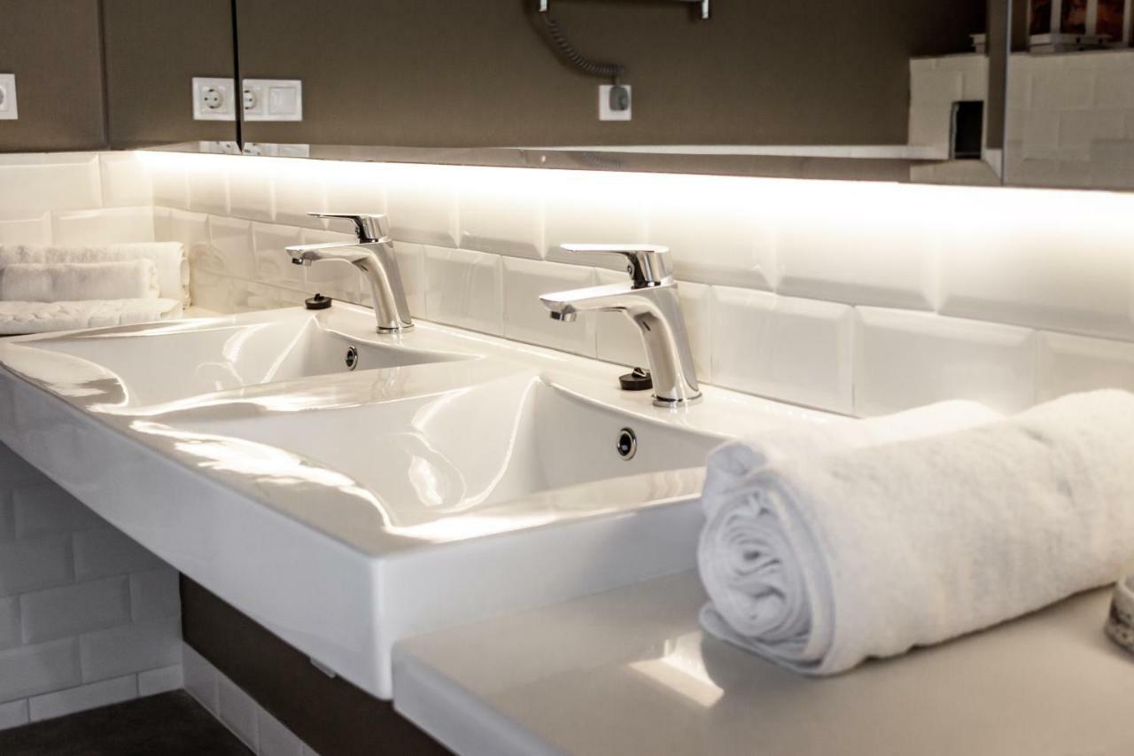 Apart Hotel Greenwood Near Sea Odessa Zewnętrze zdjęcie